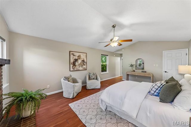 800 Eaglebrooke Drive, Ballwin, MO 63021