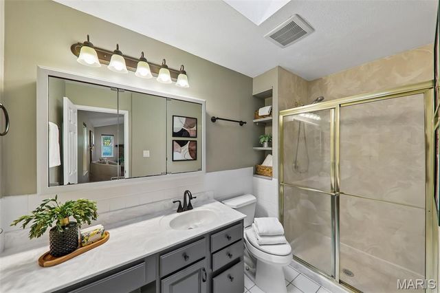 800 Eaglebrooke Drive, Ballwin, MO 63021
