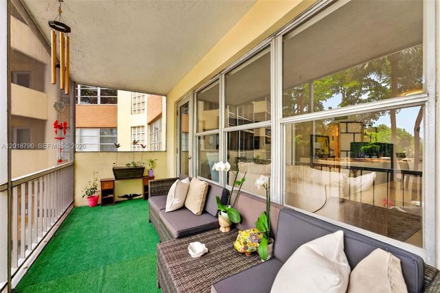 10777 W Sample Rd 209, Coral Springs, FL 33065