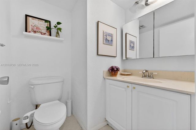 10777 W Sample Rd 209, Coral Springs, FL 33065