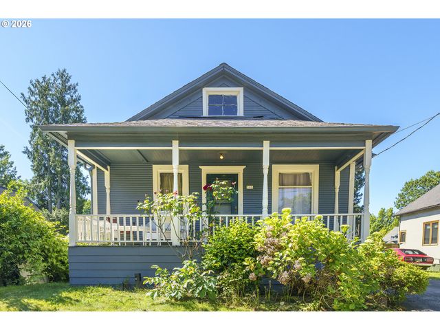 546 Ne RUSSELL St, Portland, OR 97212