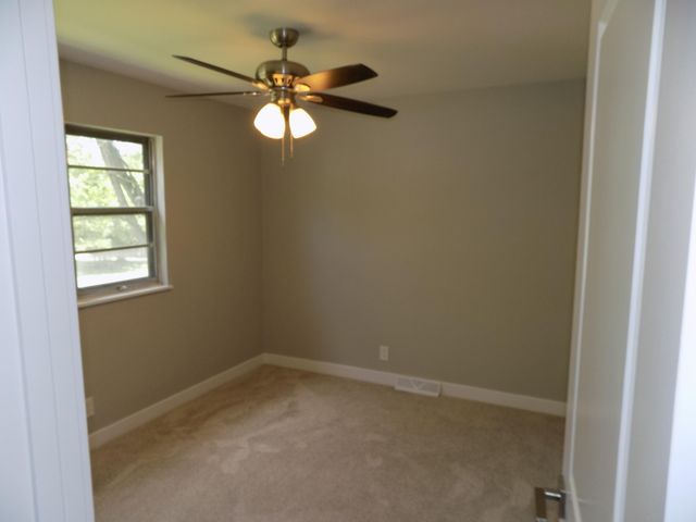 2006 N SOUTHWEST CT, Columbia, MO 65202