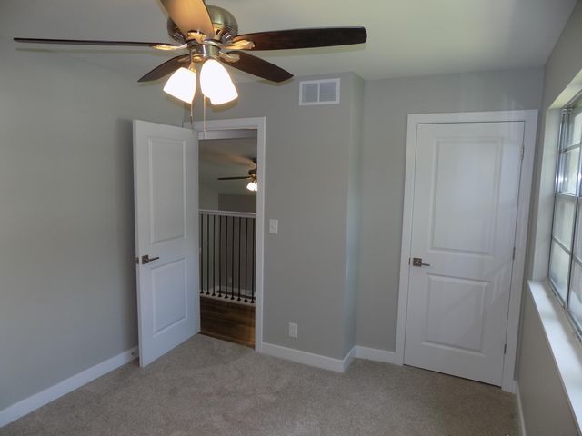 2006 N SOUTHWEST CT, Columbia, MO 65202
