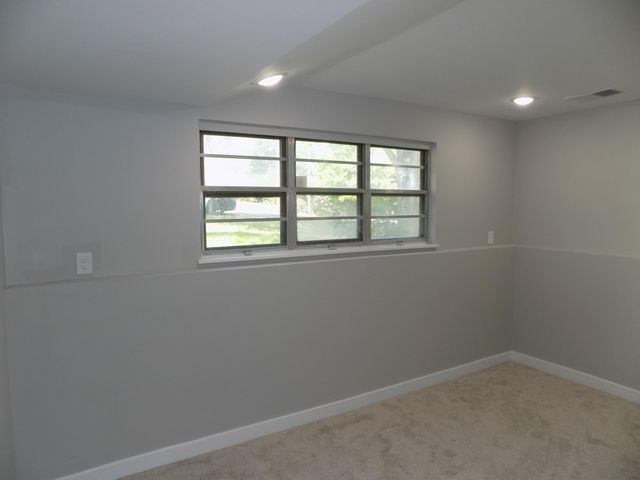 2006 N SOUTHWEST CT, Columbia, MO 65202