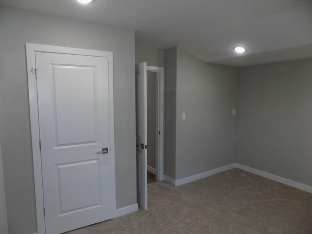 2006 N SOUTHWEST CT, Columbia, MO 65202