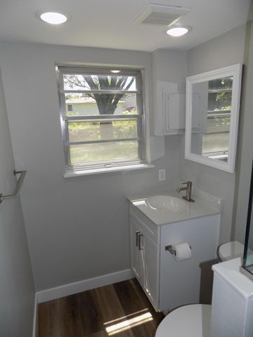 2006 N SOUTHWEST CT, Columbia, MO 65202