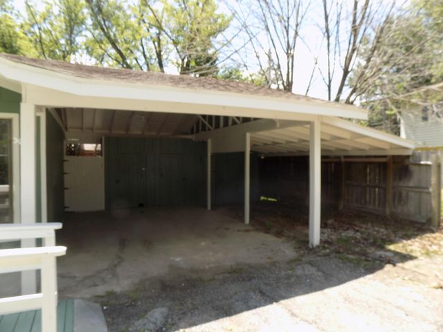 2006 N SOUTHWEST CT, Columbia, MO 65202