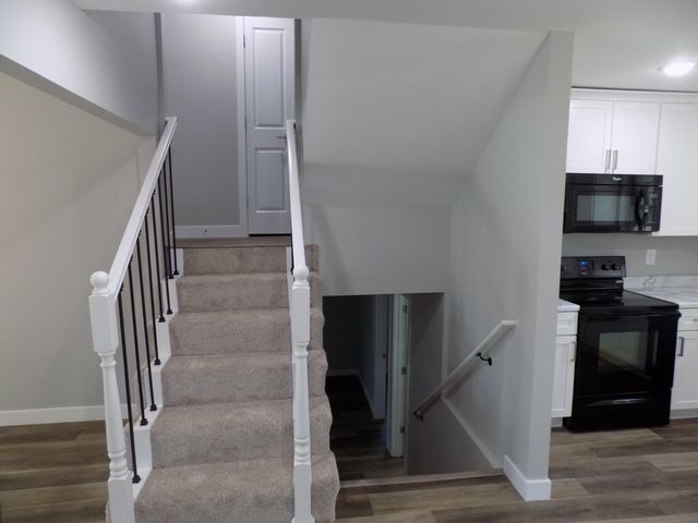 2006 N SOUTHWEST CT, Columbia, MO 65202