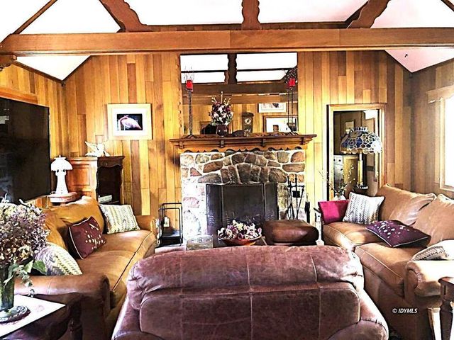 54751 Wildwood Drive, Idyllwild, CA 92549