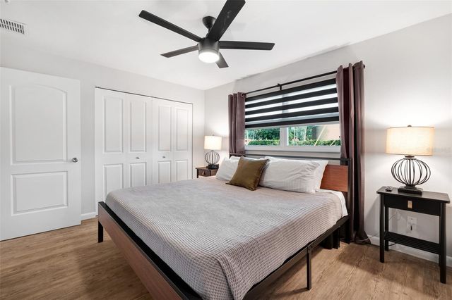 2910 DADE AVENUE, Orlando, FL 32804