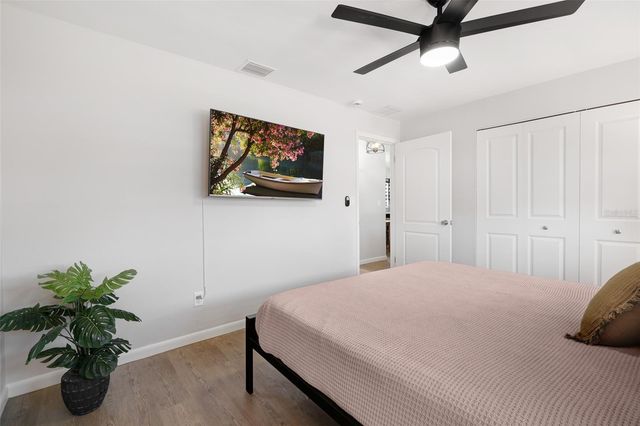 2910 DADE AVENUE, Orlando, FL 32804