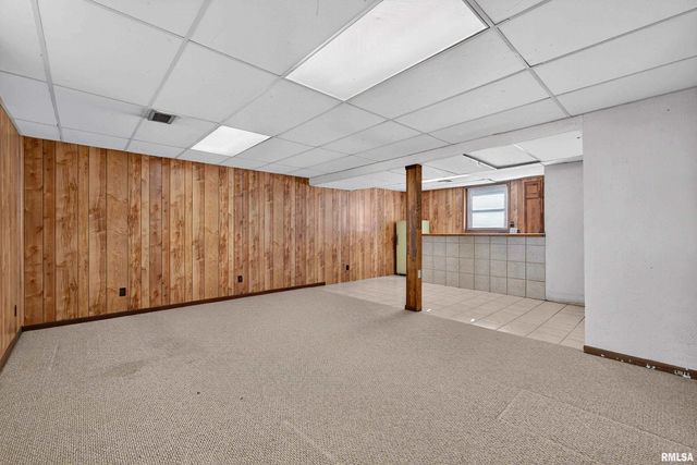 304 4TH Avenue, Colona, IL 61241