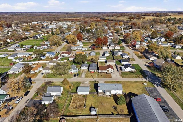 304 4TH Avenue, Colona, IL 61241