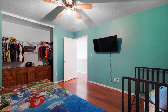 431 Barberry Street SW, Albuquerque, NM 87121