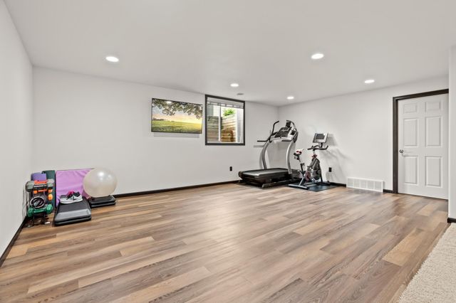 3830 3rd Street E, West Fargo, ND 58078