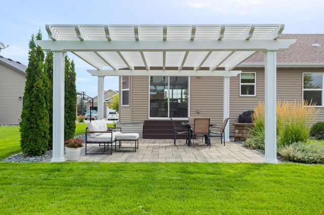 3830 3rd Street E, West Fargo, ND 58078