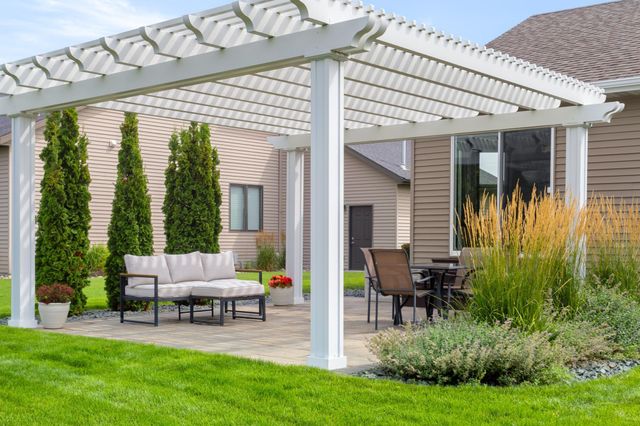 3830 3rd Street E, West Fargo, ND 58078