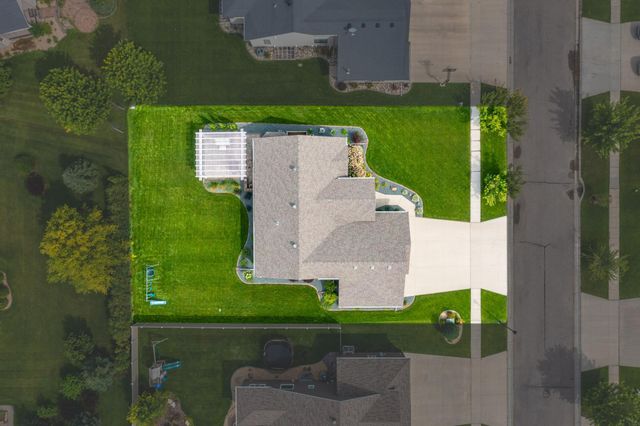 3830 3rd Street E, West Fargo, ND 58078