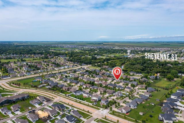 3830 3rd Street E, West Fargo, ND 58078