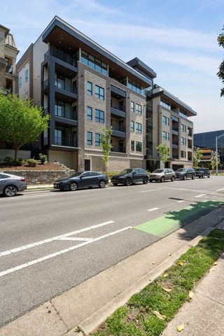 1014 16th Ave S Unit 107, Nashville, TN 37212