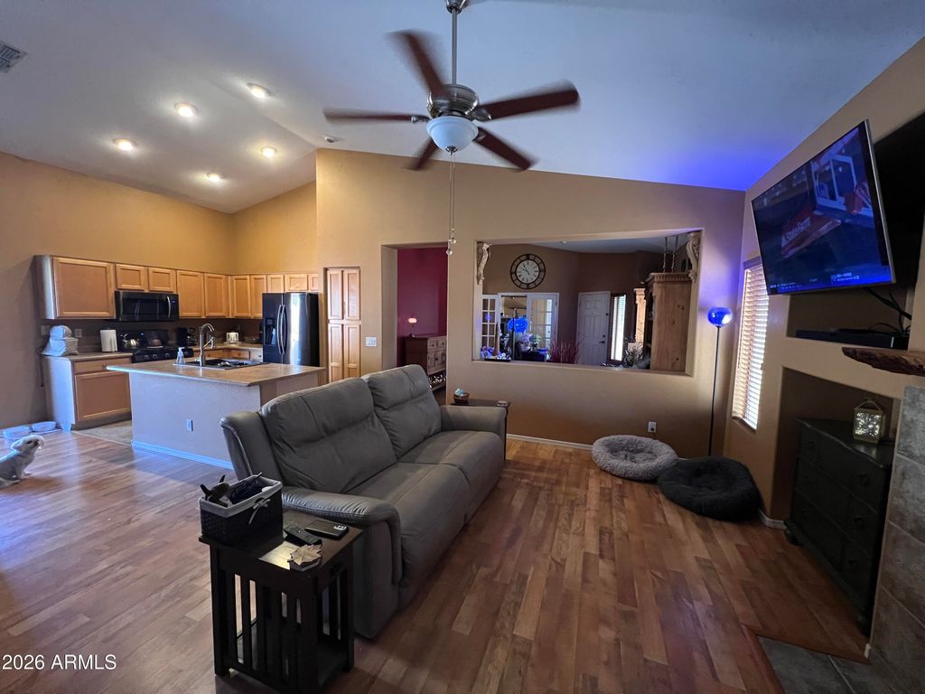 40220 N PATRIOT Way N, Anthem, AZ 85086 — photo 3