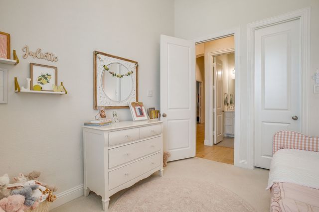 2212 Sandrellan Street, Fort Worth, TX 76008