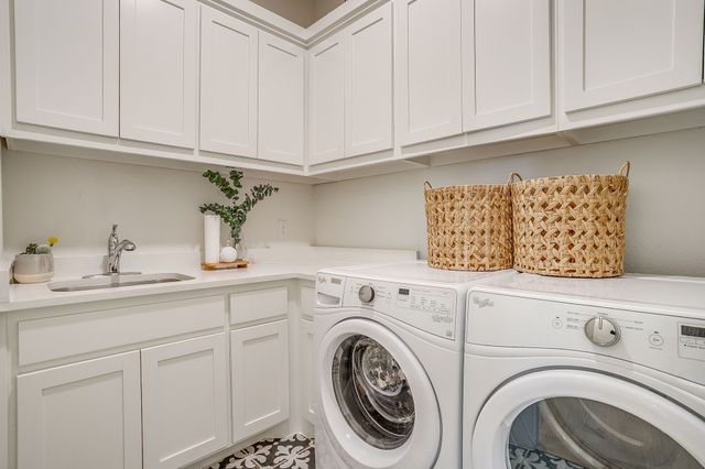 2212 Sandrellan Street, Fort Worth, TX 76008