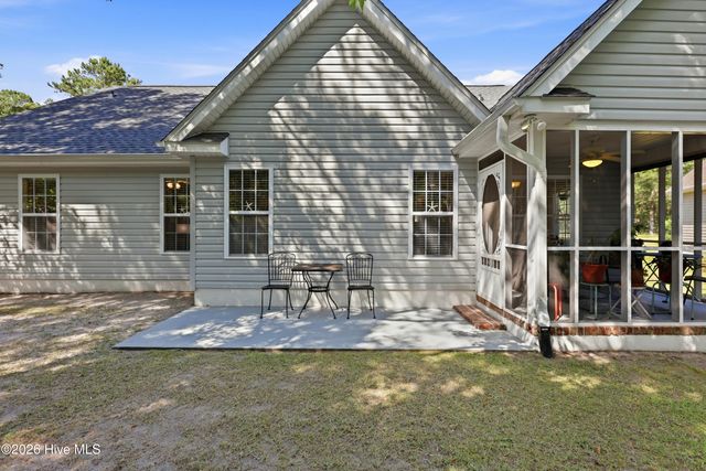 117 Cedar Tree Lane SW, Calabash, NC 28467