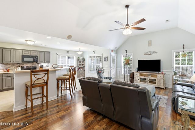117 Cedar Tree Lane SW, Calabash, NC 28467