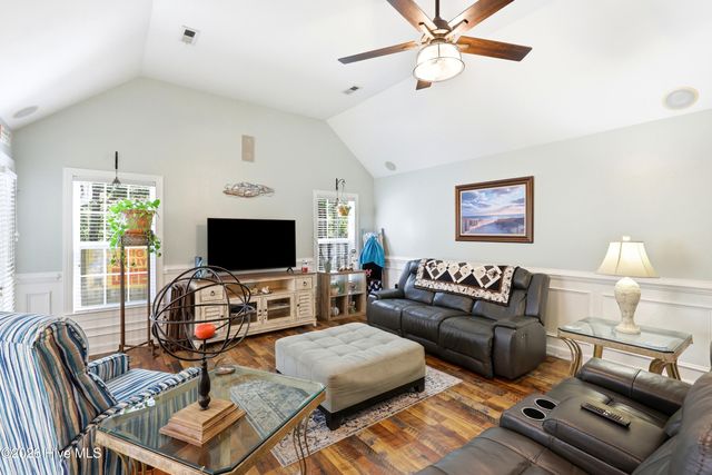117 Cedar Tree Lane SW, Calabash, NC 28467