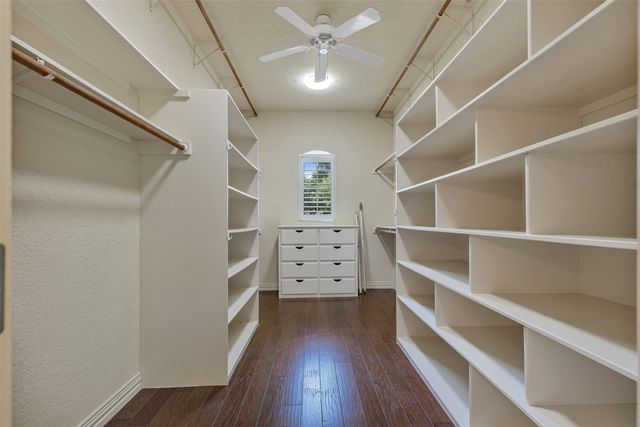 5809 Nutcracker Drive, Granbury, TX 76049