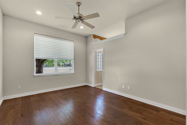 5809 Nutcracker Drive, Granbury, TX 76049