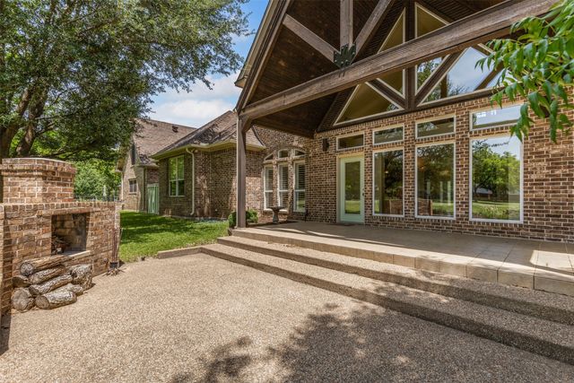 5809 Nutcracker Drive, Granbury, TX 76049