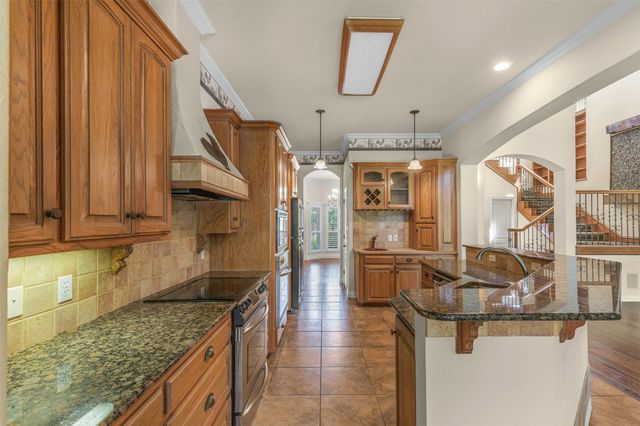5809 Nutcracker Drive, Granbury, TX 76049