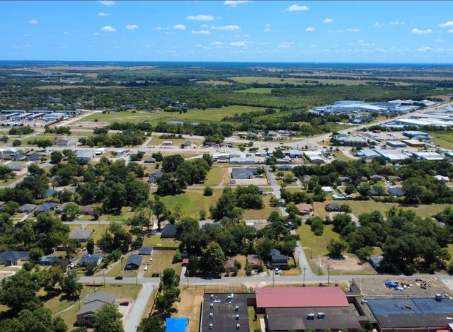 921 s Medora Street, Terrell, TX 75160