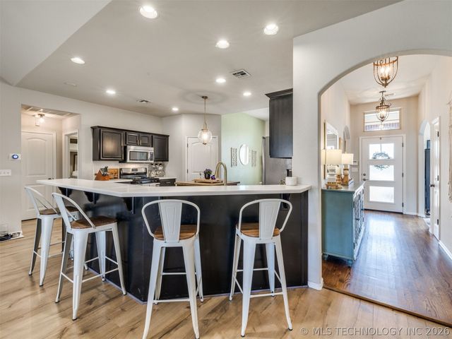 2604 W Pensacola Street, Broken Arrow, OK 74011