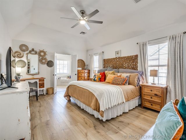 2604 W Pensacola Street, Broken Arrow, OK 74011