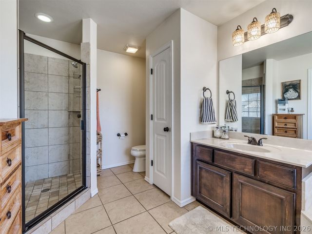 2604 W Pensacola Street, Broken Arrow, OK 74011