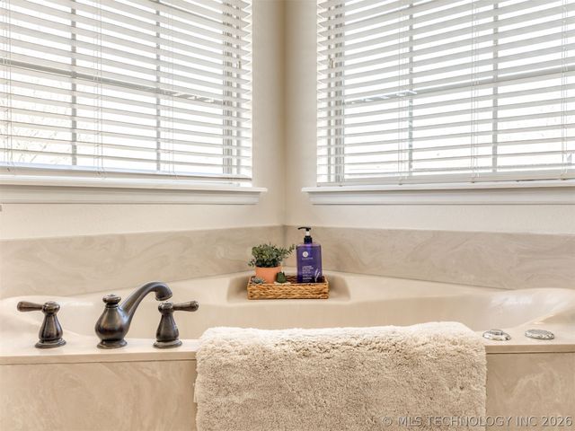 2604 W Pensacola Street, Broken Arrow, OK 74011