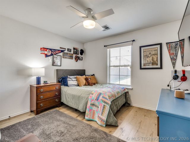 2604 W Pensacola Street, Broken Arrow, OK 74011