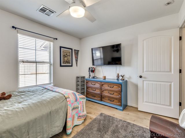 2604 W Pensacola Street, Broken Arrow, OK 74011