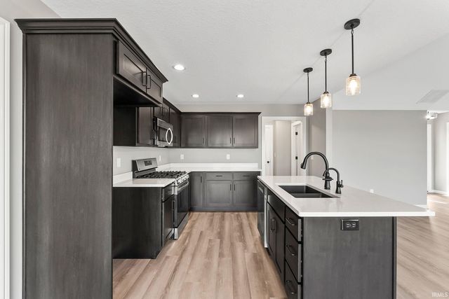 1194 Zenos Boulevard, Fort Wayne, IN 46818
