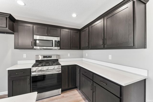 1194 Zenos Boulevard, Fort Wayne, IN 46818