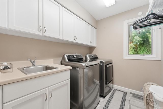 10410 Glen Arbor Pass, Fort Wayne, IN 46814