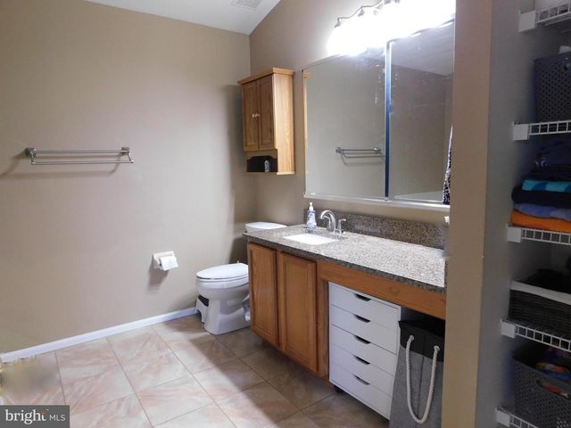 101 FARRINGTON CT, Collegeville, PA 19426
