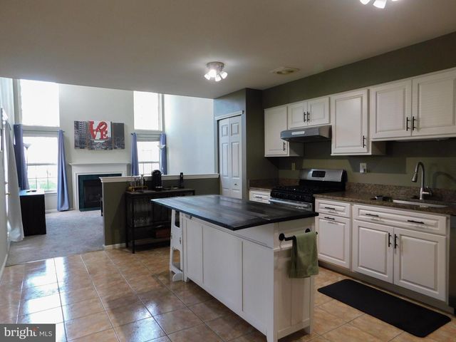 101 FARRINGTON CT, Collegeville, PA 19426