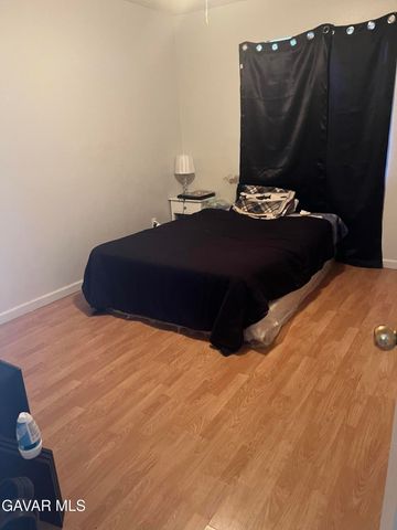 8873 Holly Avenue, California City, CA 93505