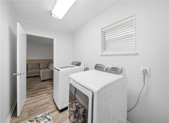 415 West Decherd Street, Franklin, TX 77856