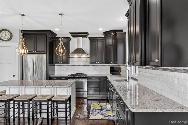 46099 Neeson Street, Northville, MI 48167