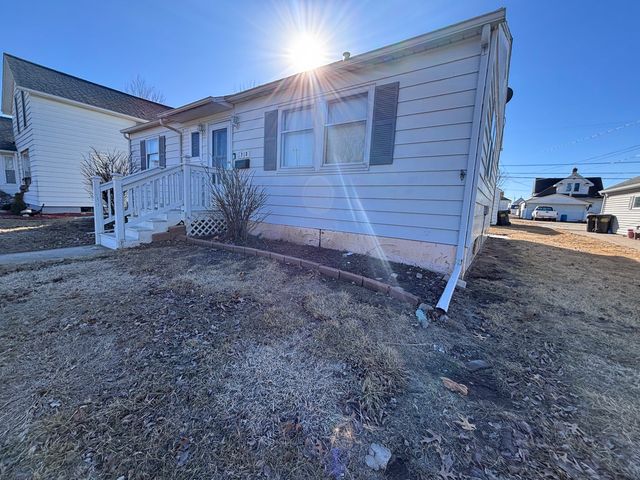 918 14th Avenue, Fulton, IL 61252